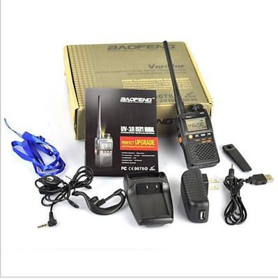 Walkie Talkie UV-3R Langstrecken-Doppelband UHF VHF Handy Zwei-Wege-Radio mit LCD-Display