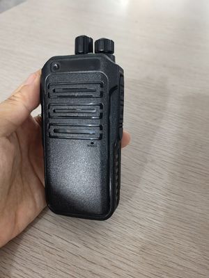 Ultra-lange Standby-Zeit Handheld Mini Radio Walkie Talkie Spielzeug mit 1W Leistung und 3km Reichweite