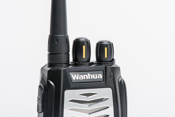 Walkie Talkies mit WH29-Leistung mit 7,4 V Betriebsspannung und Ultra-Long-Distance-Reichweite