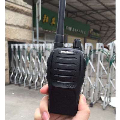 5W Leistungsausgabe Walkie Talkie Radio mit Busy Channel Lock-Out-Funktion und Langstrecken