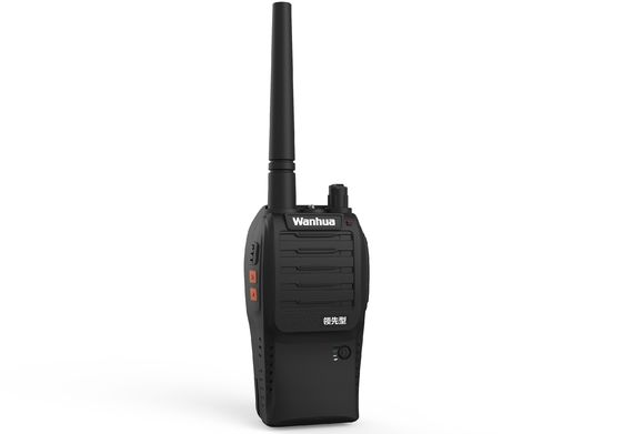Wasserdichtes Dual-Band-Ham Radio mit 50Ω Antennenimpedanz und 3800mAh Batteriekapazität