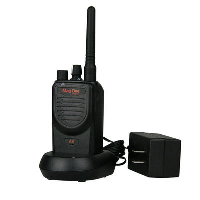 Handheld 5W Zwei-Wege-Radio 50km Reichweite 1200mAh Batterie UHF/VHF 450-470MHz/136-150MHz