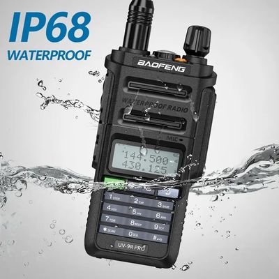 GMRS Walkie Talkie Typ Baofeng UV-9R PRO Wasserdicht IP68 Langstrecken-UHF/VHF-Ham-Radio