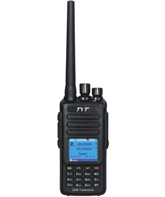 DMR Dual Band IP67 Wasserdichtes GPS Optional 100000 Kontakte 131mm*61mm*36mm Digitales Radio