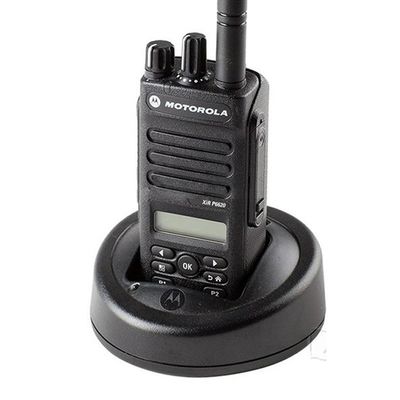 Xir P6620 UHF VHF Handheld Walkie-Talkies Wasserdichte IPX5 60* 40* 117mm