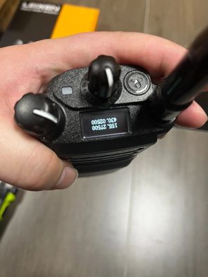 IP67 Wasserdicht 12W Langsprechbereich Dual Band Apx8000 Apx 8000 Zwei-Wege-Radio Im Jahr 2024