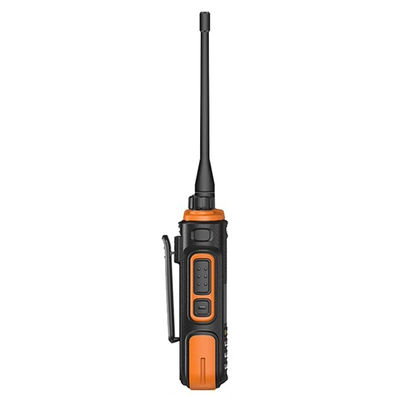 Dual Band Walkie Talkie Digital XIR P3688 DP1400 CP200D DEP450 mit und schwarz