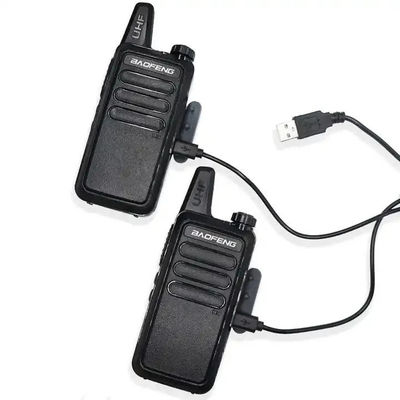USB-Ladung Zwei-Wege-Radio Walkie Talkie 115*60*33mm mit digitalen Modellen XIR P3688