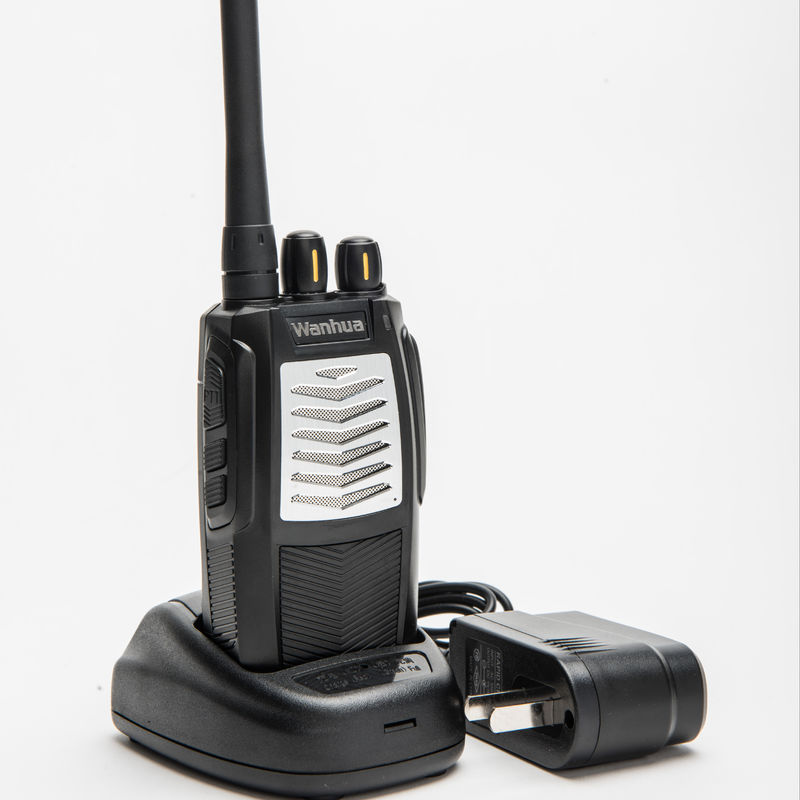 Walkie Talkies mit WH29-Leistung mit 7,4 V Betriebsspannung und Ultra-Long-Distance-Reichweite