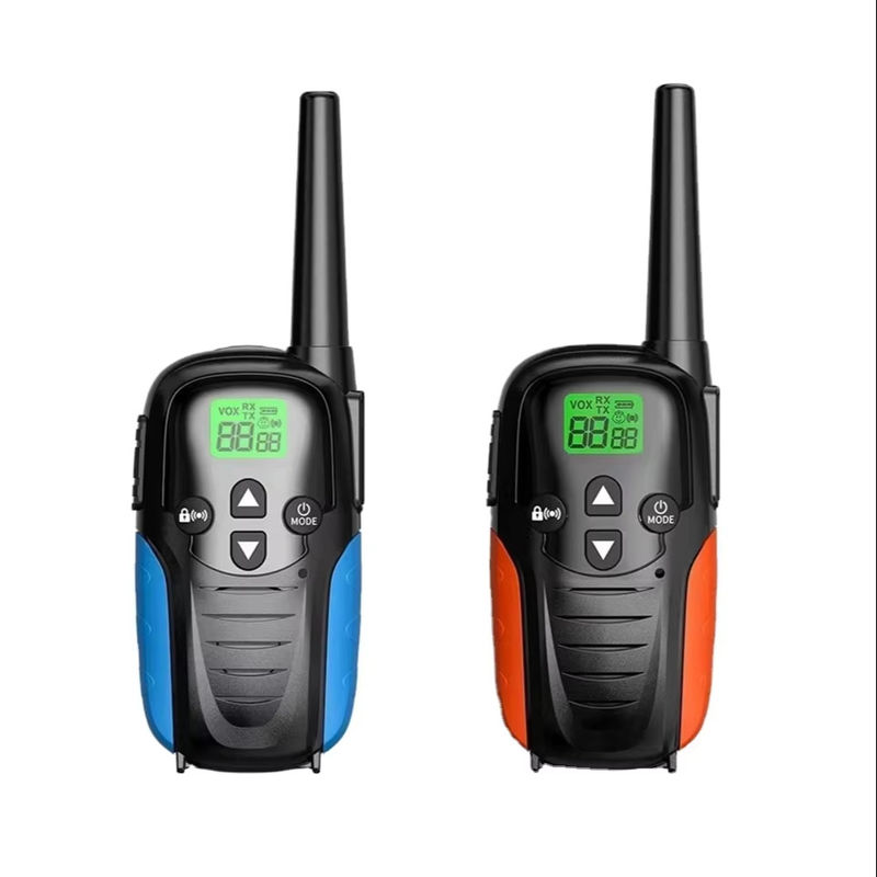 2W Radio HTD833 0-2km Langstrecken-Handheld Walkie Talkie 86g 140*51*34MM